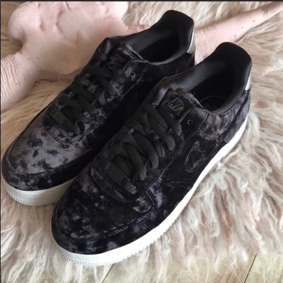 nike air force premium velvet